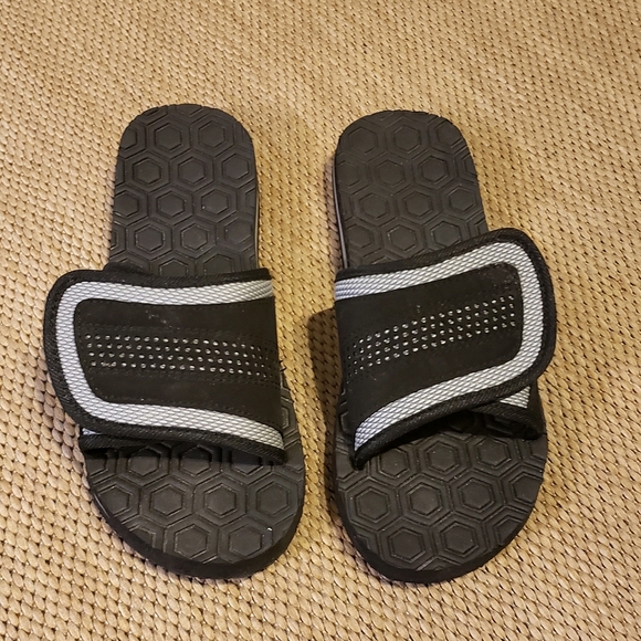 Boys Slip on Sandals - Picture 2 of 3